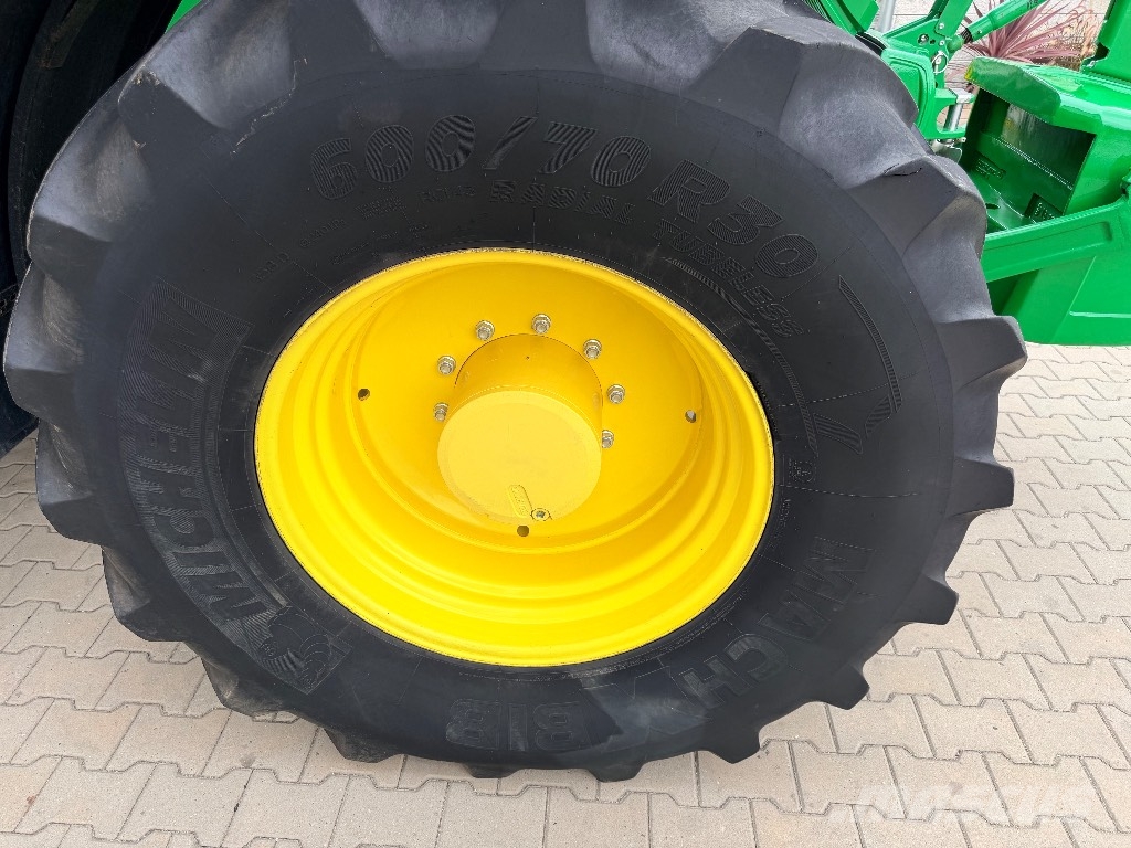 John Deere 6250 R Traktorji