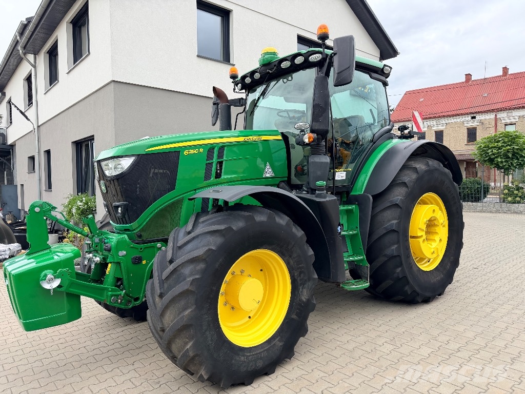 John Deere 6250 R Traktorji