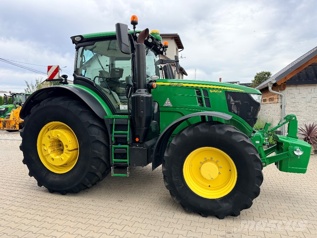 John Deere 6250 R Traktorji