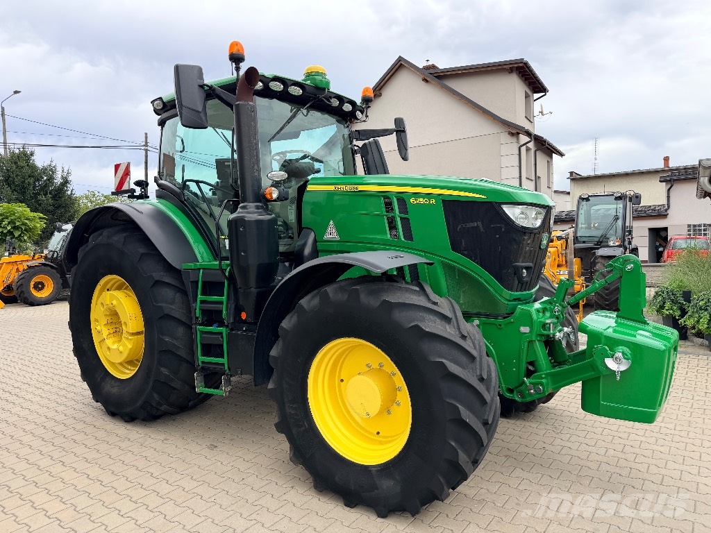 John Deere 6250 R Traktorji