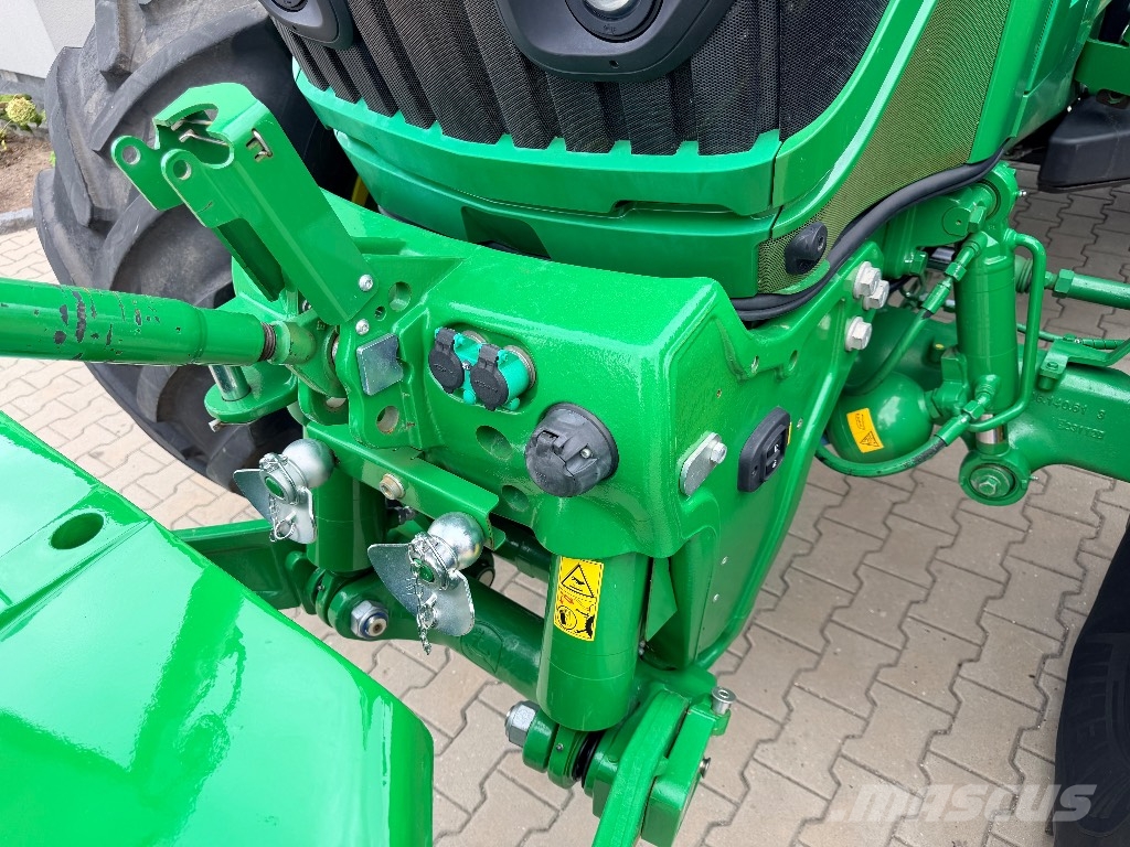John Deere 6250 R Traktorji