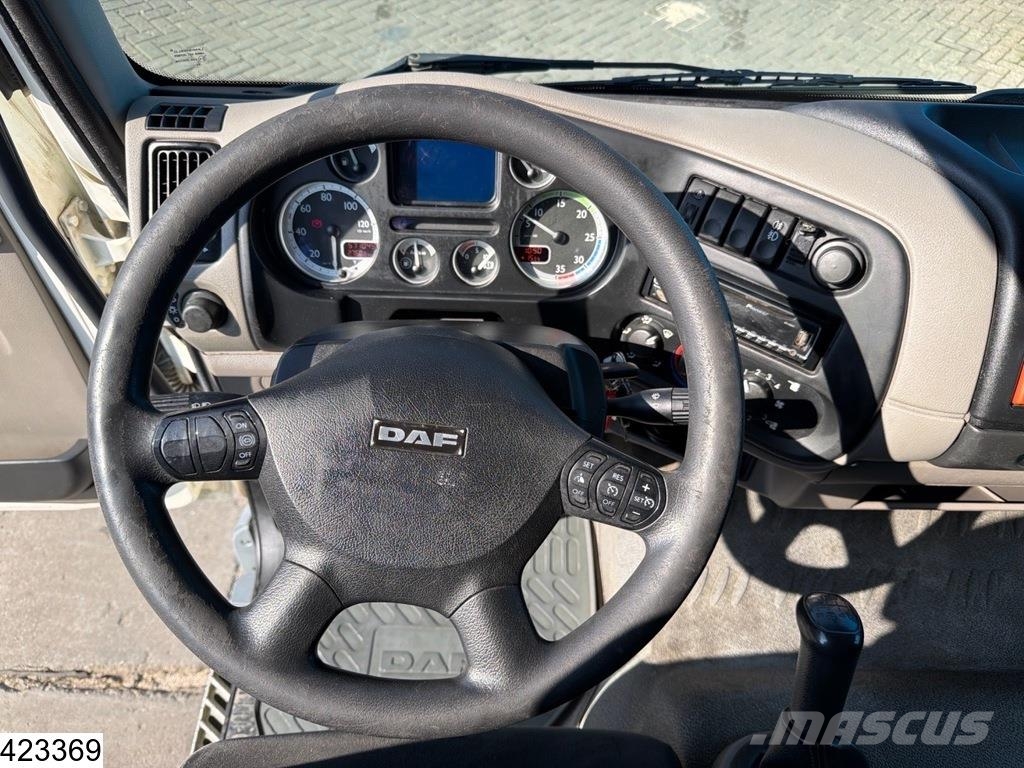 DAF LF 250 EURO 5, Manual, Anteo Camiones con caja de remolque