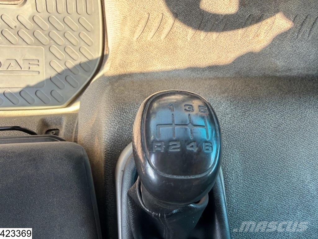 DAF LF 250 EURO 5, Manual, Anteo Camiones con caja de remolque