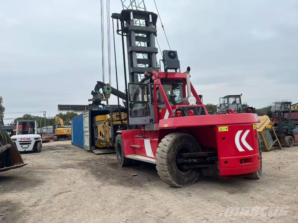 Kalmar DCD 250-12 Chariots diesel