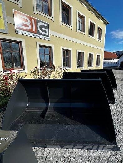  Big Volumenschaufel 220 cm mit Merlo ZM2 Aufnahme Cucharones