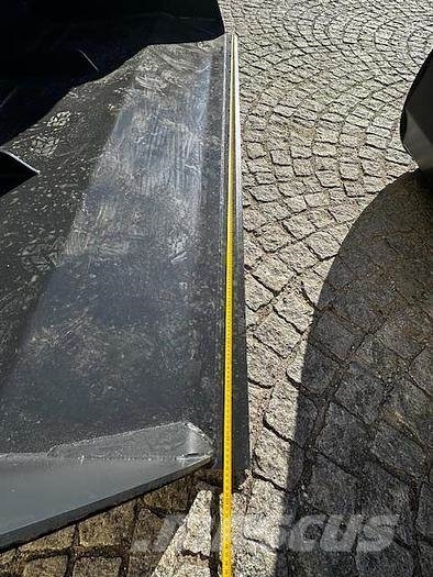  Big Volumenschaufel 220 cm mit Merlo ZM2 Aufnahme Cucharones