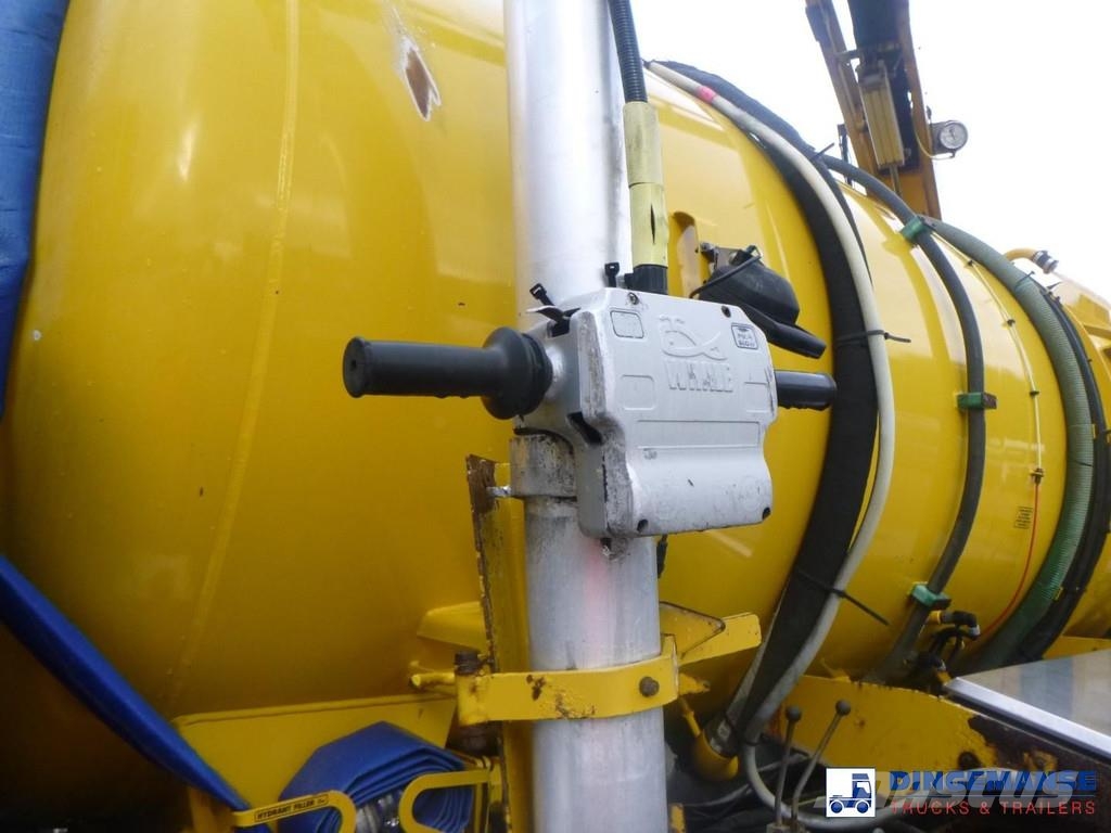 Mercedes-Benz Axor 1824 4x2 vacuum tank 8.1 m3 Paine-/imuautot
