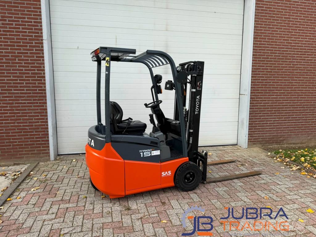 Toyota 7FBEST15 Electric forklifts