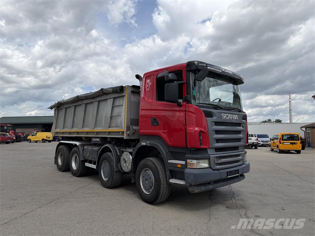 Scania Iný model VIN 587 عربات نقل قلابة للمواقع