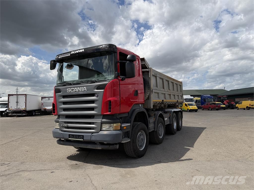 Scania Iný model VIN 587 عربات نقل قلابة للمواقع
