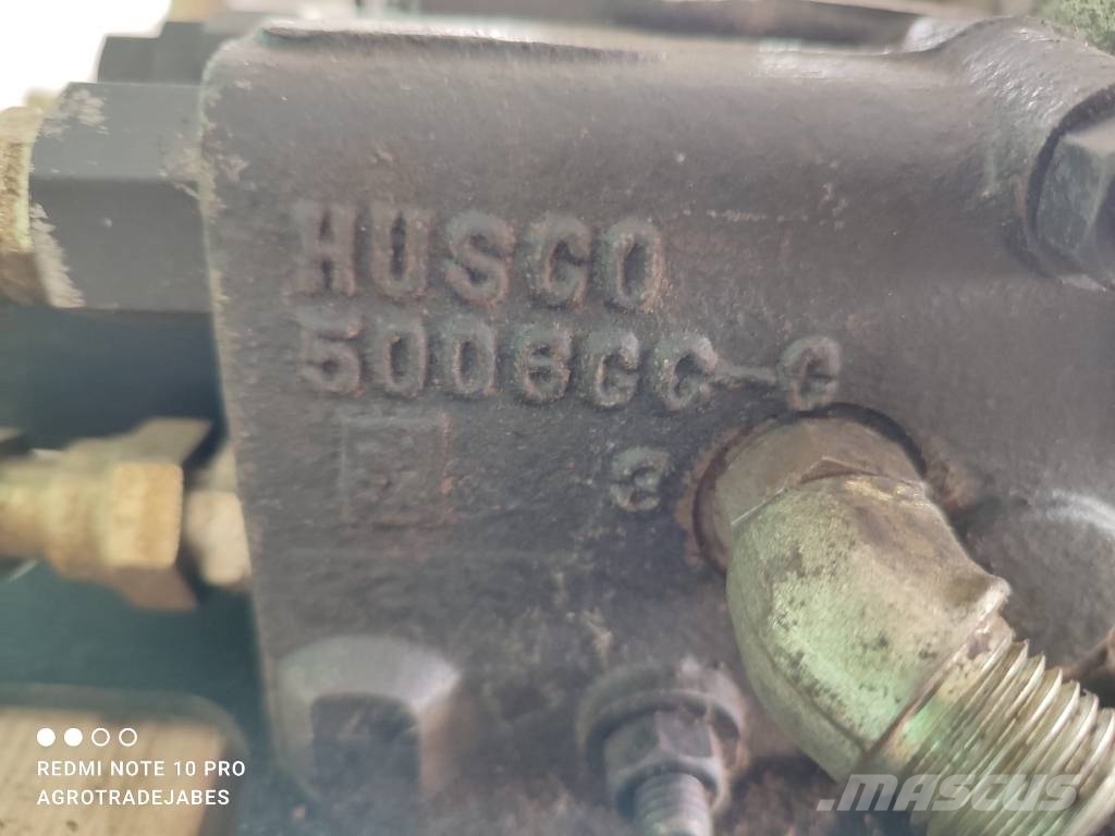 CAT Hydraulic distributor 1686810 Cat TH 62 Hydraulik