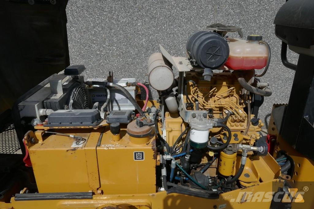 CAT CB2.7 Twin drum rollers