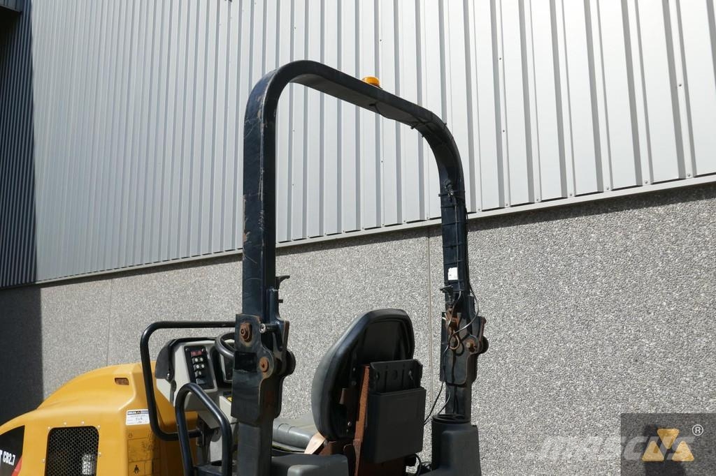 CAT CB2.7 Twin drum rollers
