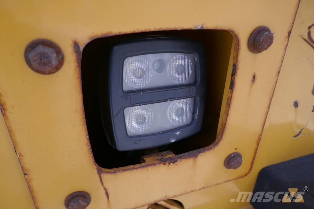 CAT CB2.7 Twin drum rollers