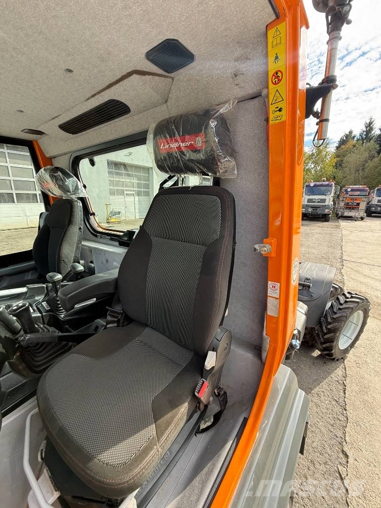 Lindner Unitrac 102S Sonstige Kommunalmaschinen