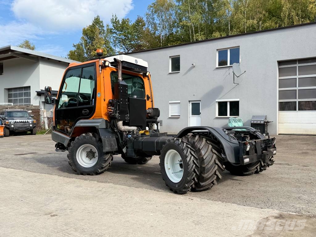 Lindner Unitrac 102S Sonstige Kommunalmaschinen