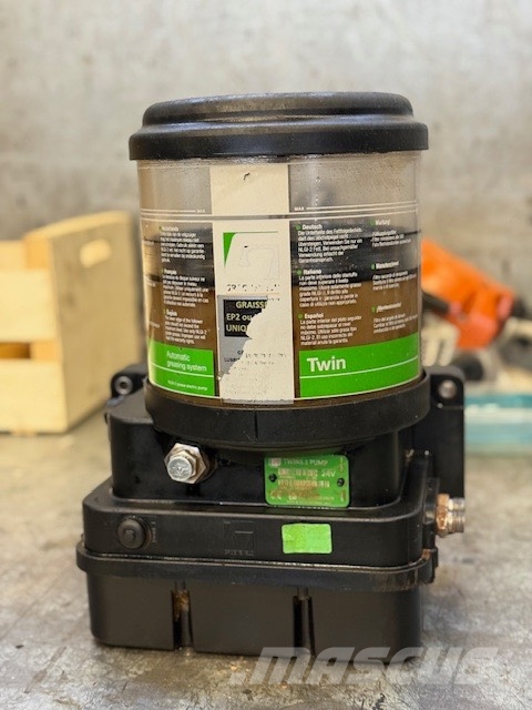 Bell B 50 D Central lubrication pump Hidráulicos