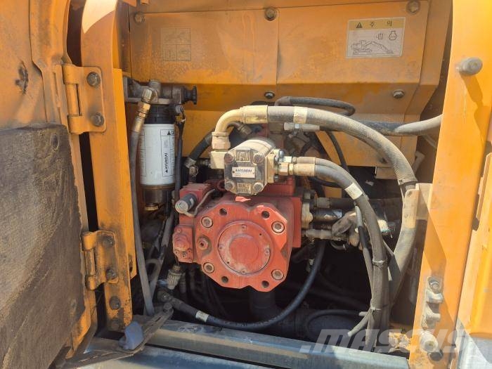 Hyundai Robex 140 W-9 Wheeled excavators
