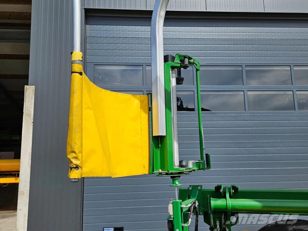 McHale 998 balenwikkelmachine Wrappers