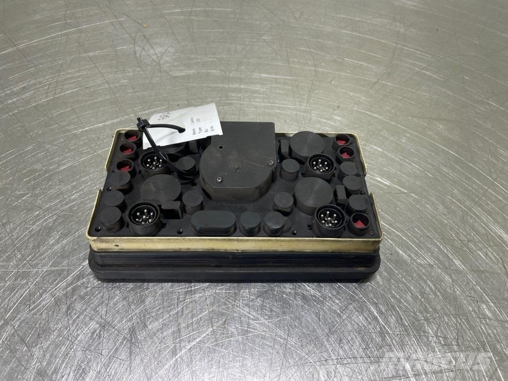 Liebherr L507 - Display unit/Armaturenbrett/Dashboard Electronics