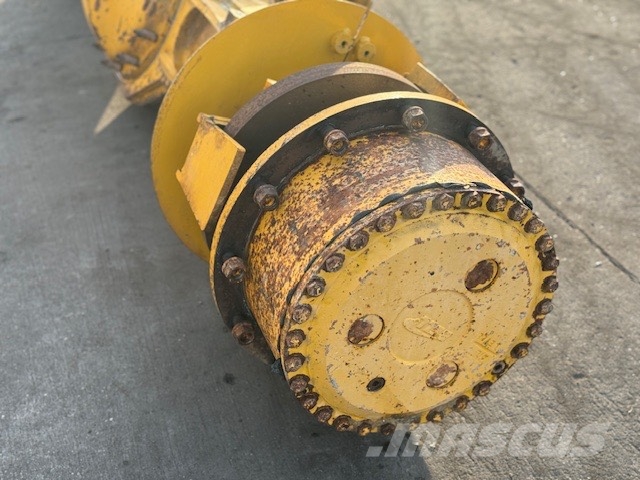 Bell B40 C USED CENTRAL AXLES Ašys