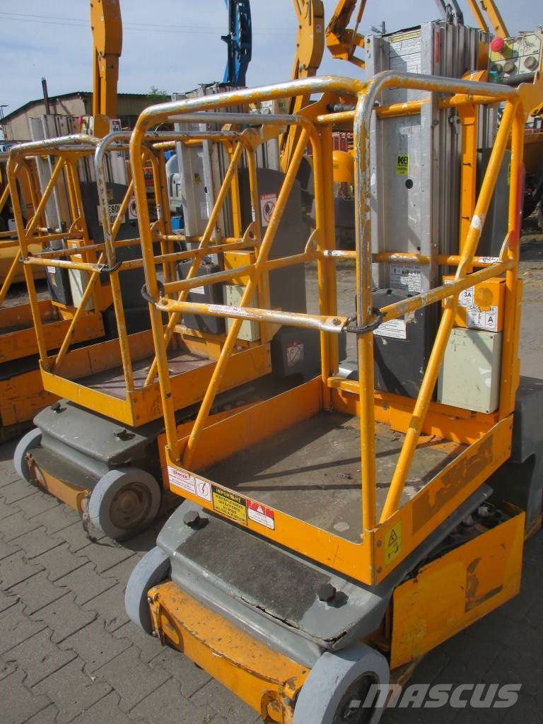 JLG Toucan Junior 8 Personenliften en invalideliften