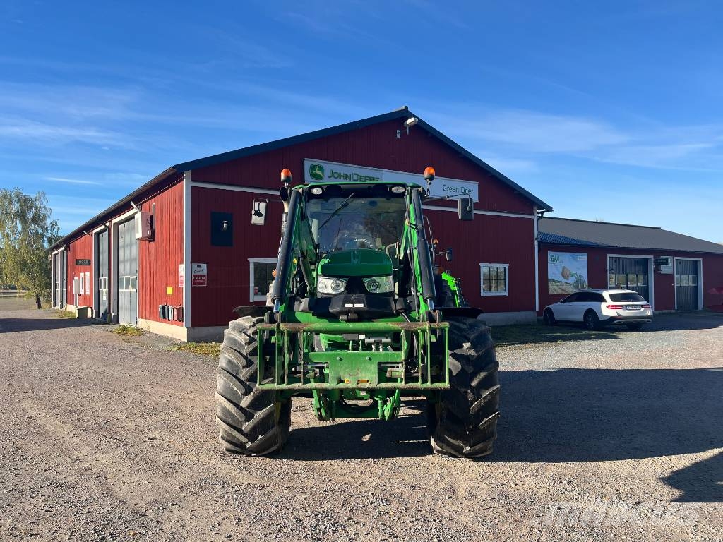 John Deere 6140 R Traktori