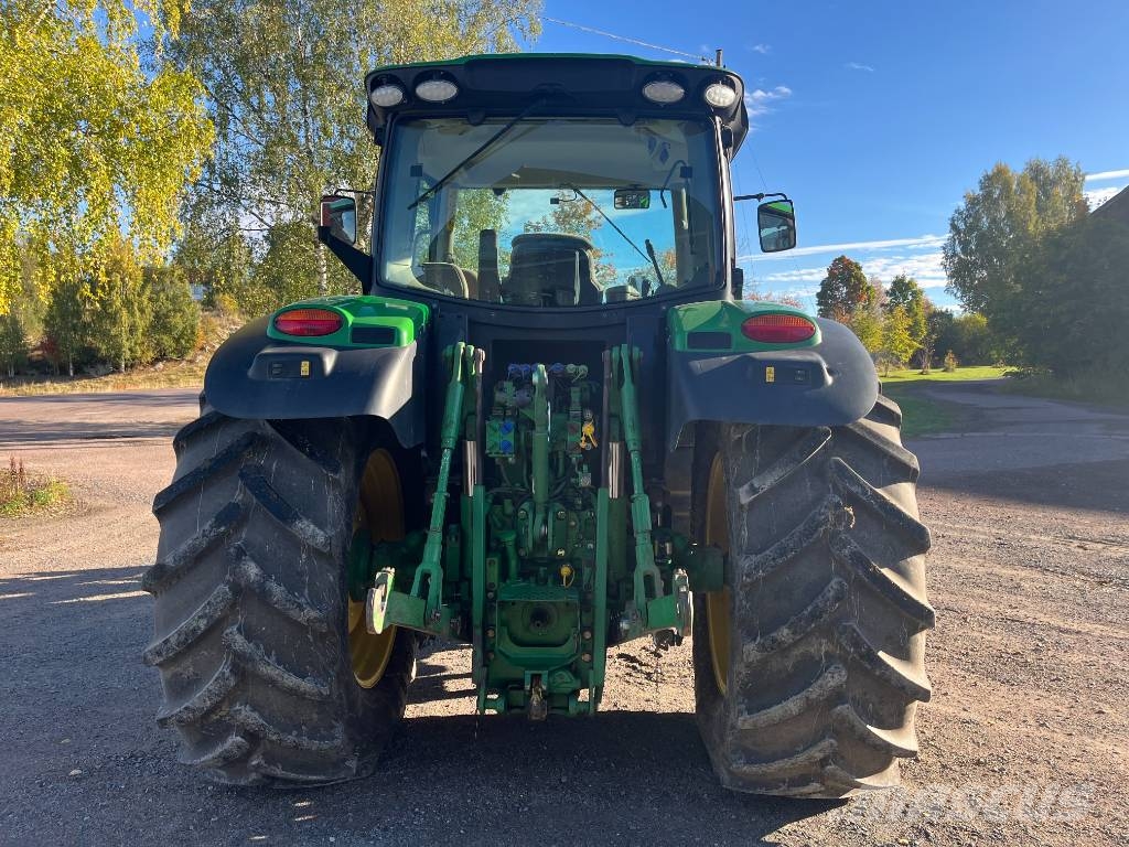 John Deere 6140 R Traktori