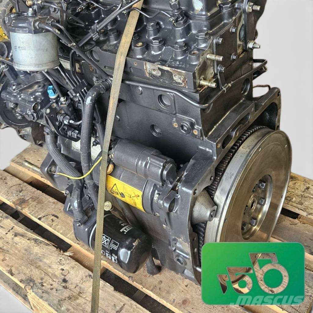 Massey Ferguson 6245 Perkins AQ Engine Reifen