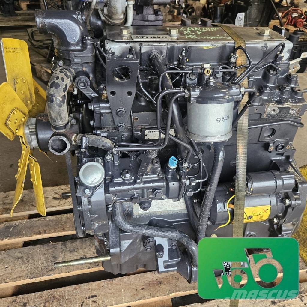 Massey Ferguson 6245 Perkins AQ Engine Reifen