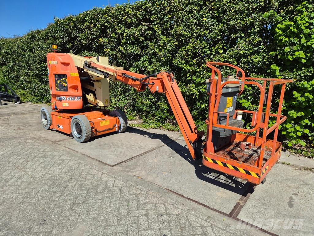 JLG E300AJP Knikarmhoogwerkers