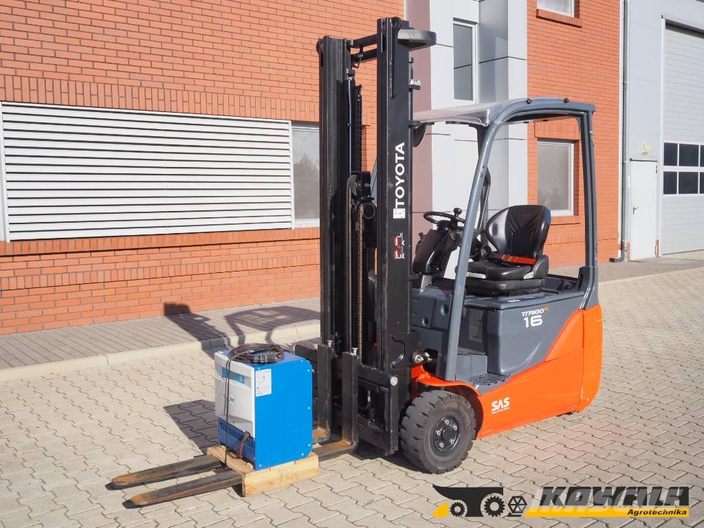 Toyota 8FBEK16T TRIAGO 40 Електронавантажувачі