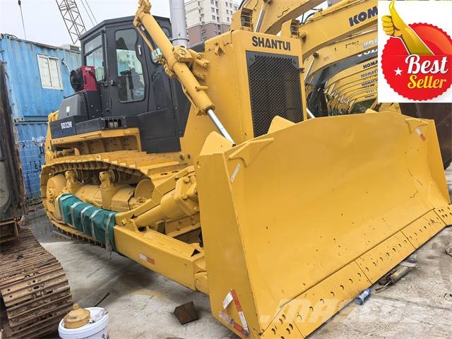 Shantui SD 32 W Crawler dozers
