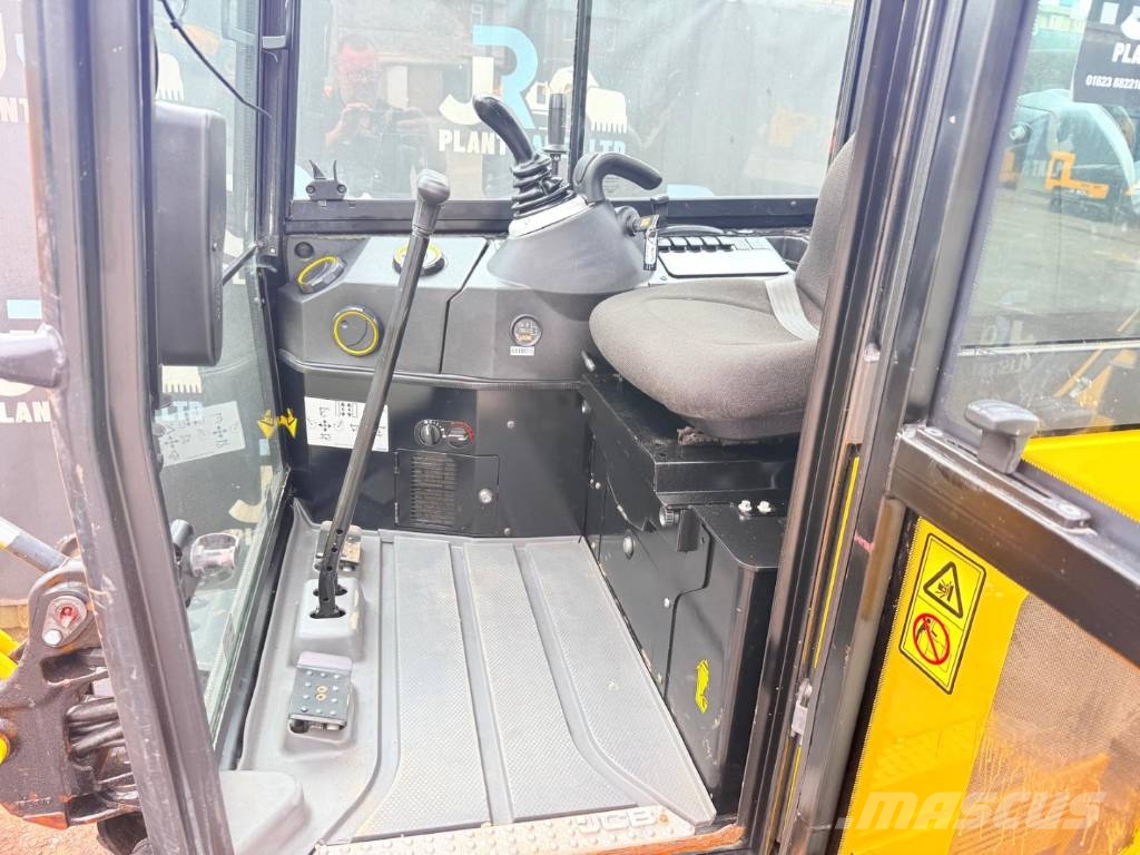 JCB 15 C-1 Mini pelle < 7t