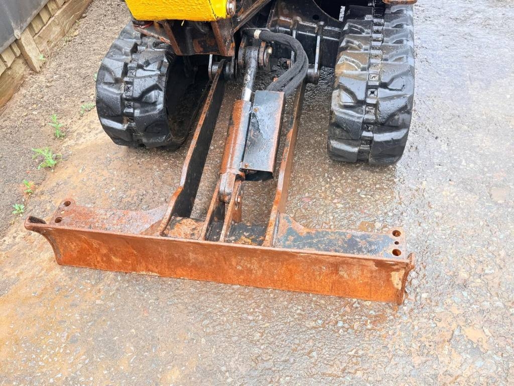 JCB 15 C-1 Mini pelle < 7t