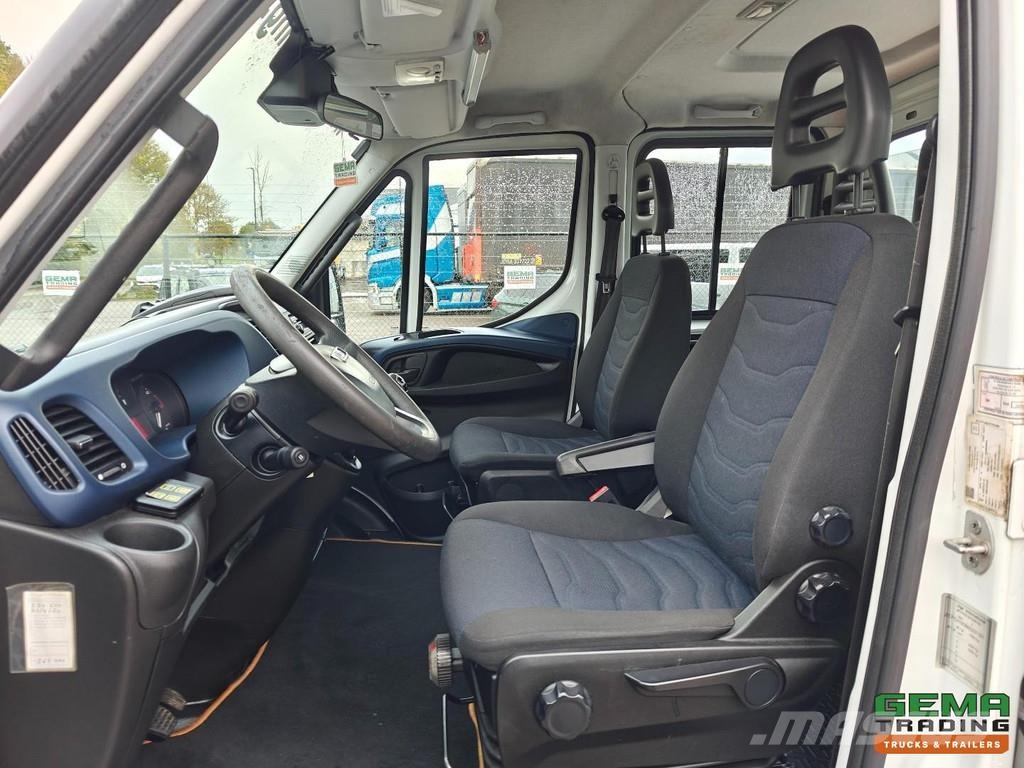 Iveco 70C18 4x2 Double Cab Euro6 - Jige Simplex 3T5 + 10 Sleepwagens