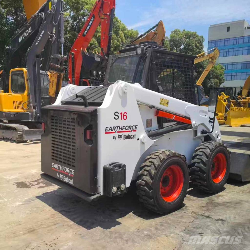 Bobcat S16 لوادر انزلاقية التوجيه