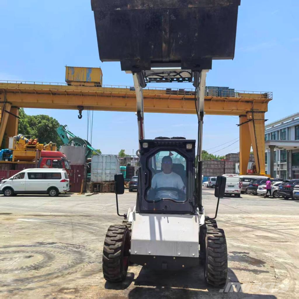Bobcat S16 لوادر انزلاقية التوجيه