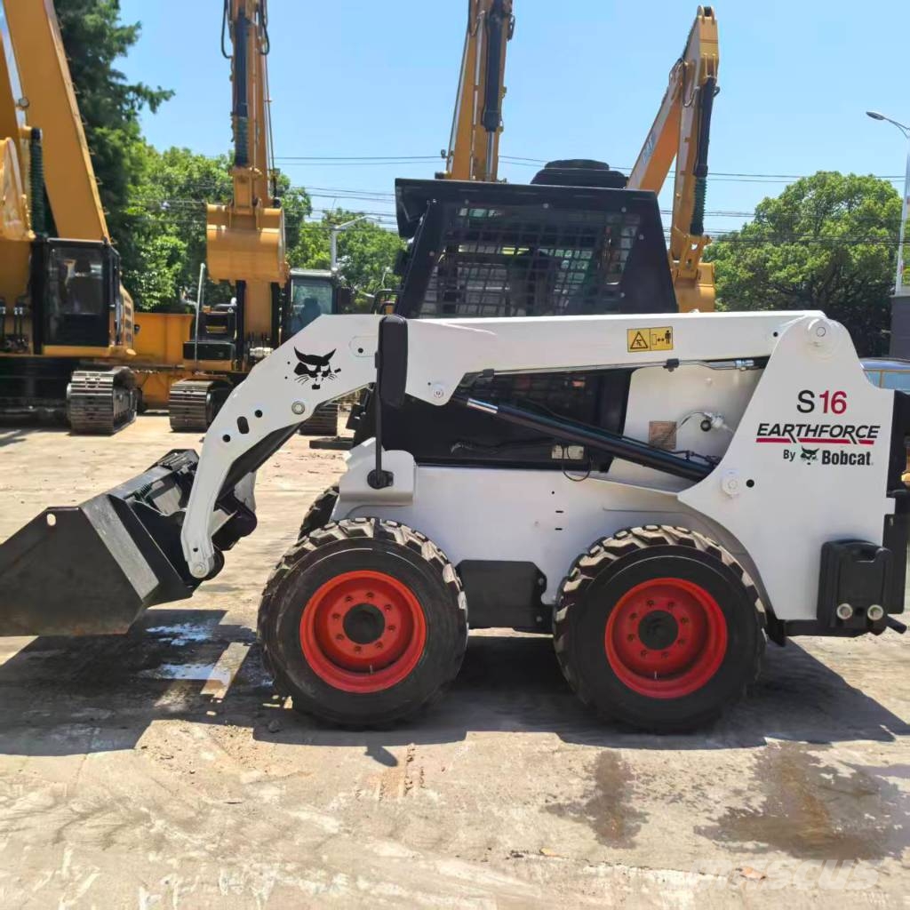 Bobcat S16 لوادر انزلاقية التوجيه
