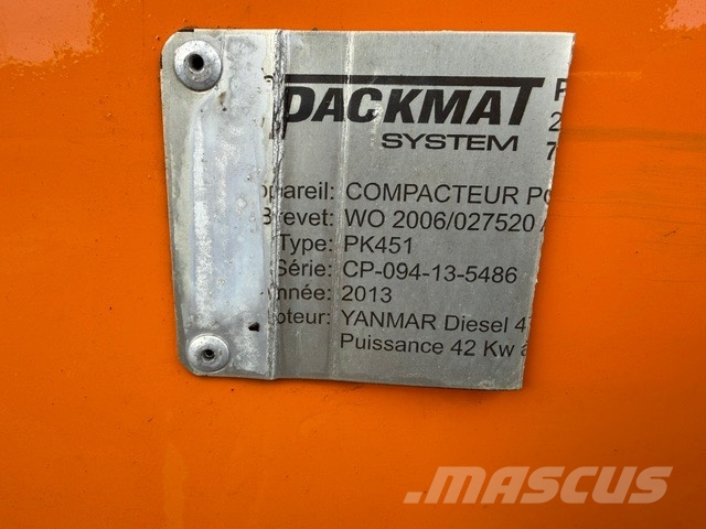 Bomaq PACKMAT PK 451 Mobile Waste Compactor Afvalpersen