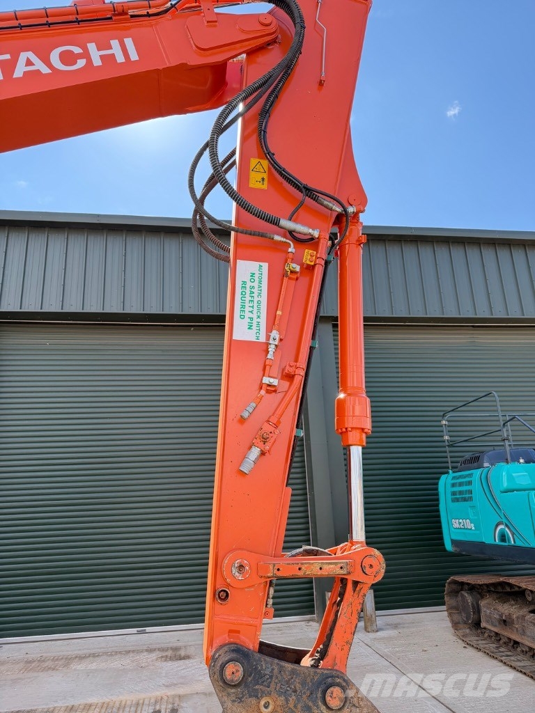 Hitachi ZX 135 US-7 Bageri gusjeničari