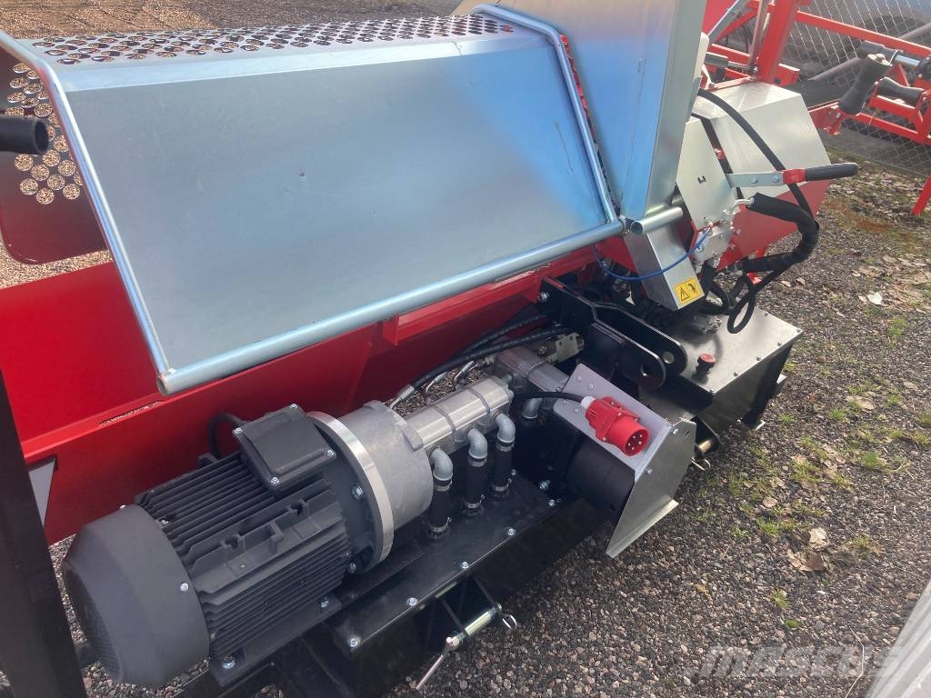Bala Vedkombi 370 TR/EL 8,1 tons Spakstyrd Procesadoras y cortadoras de leña
