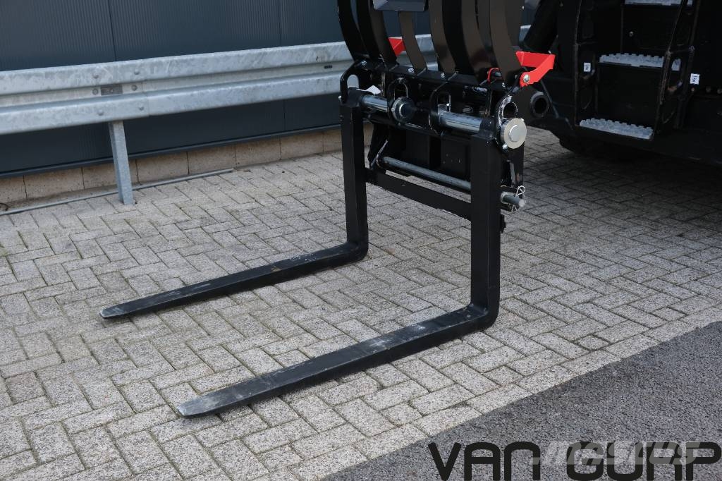 Manitou MRT 2260 | 2022 | 1069h | 40km/h | A/C | مناولات متداخلة