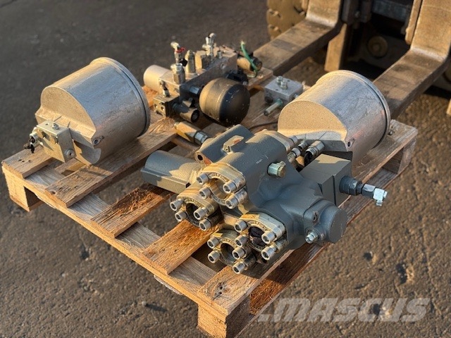 Liebherr R 954 C USED HYDRAULIC PARTS COMPLET Гидравлическая система