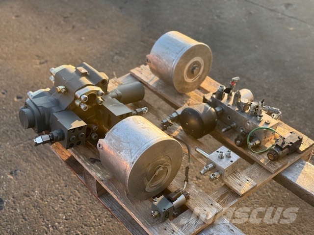 Liebherr R 954 C USED HYDRAULIC PARTS COMPLET Гидравлическая система