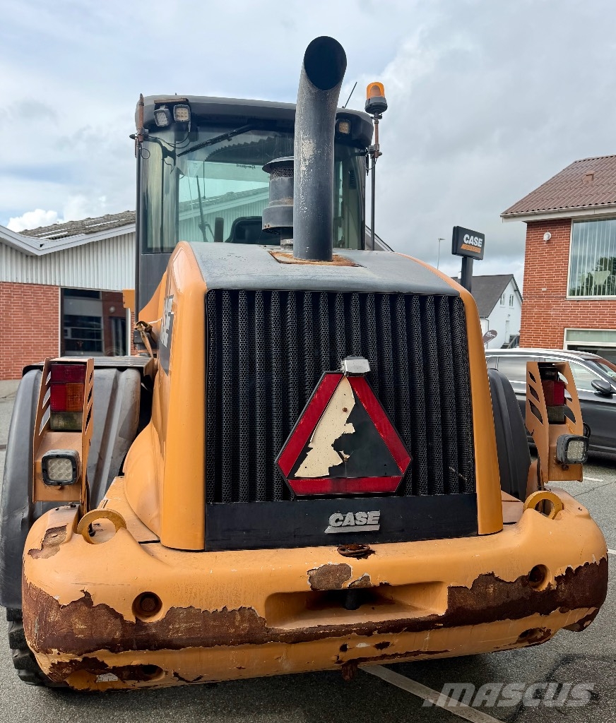 CASE 721 F Wielladers