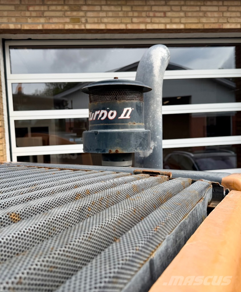 CASE 721 F Wielladers