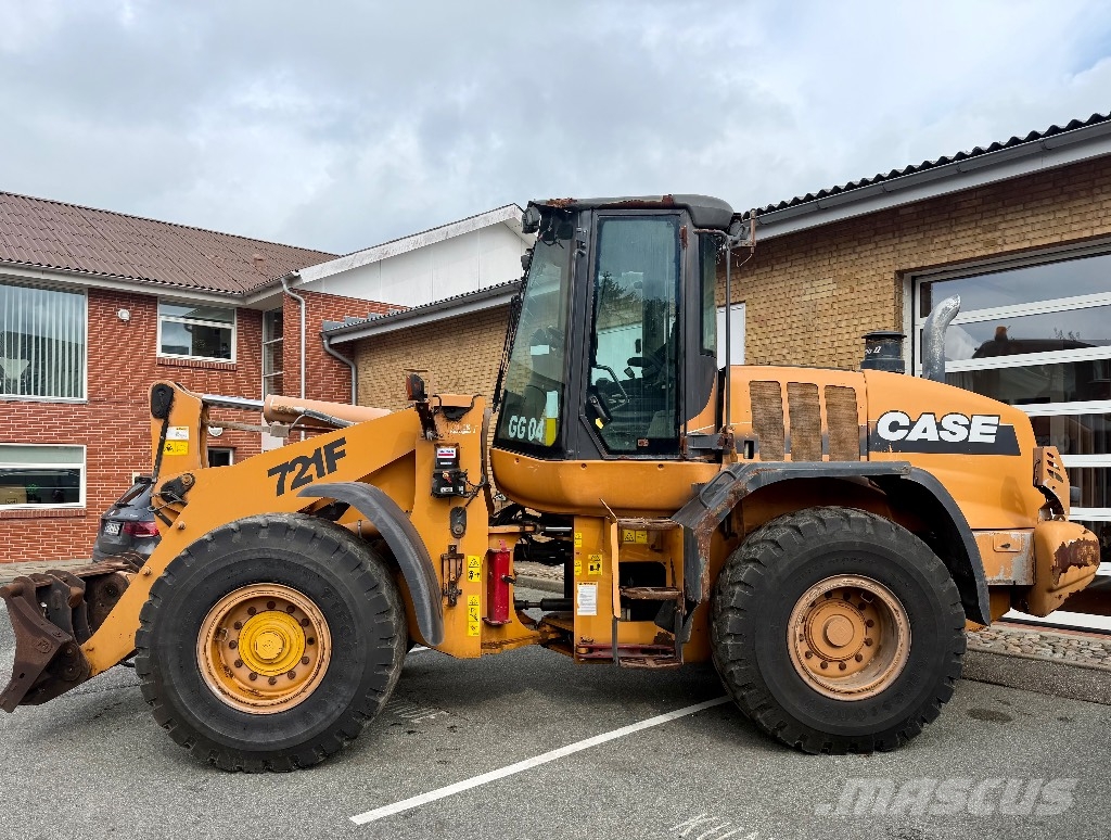 CASE 721 F Wielladers