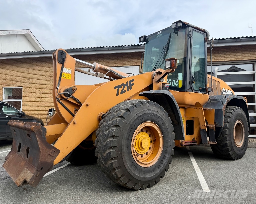 CASE 721 F Wielladers
