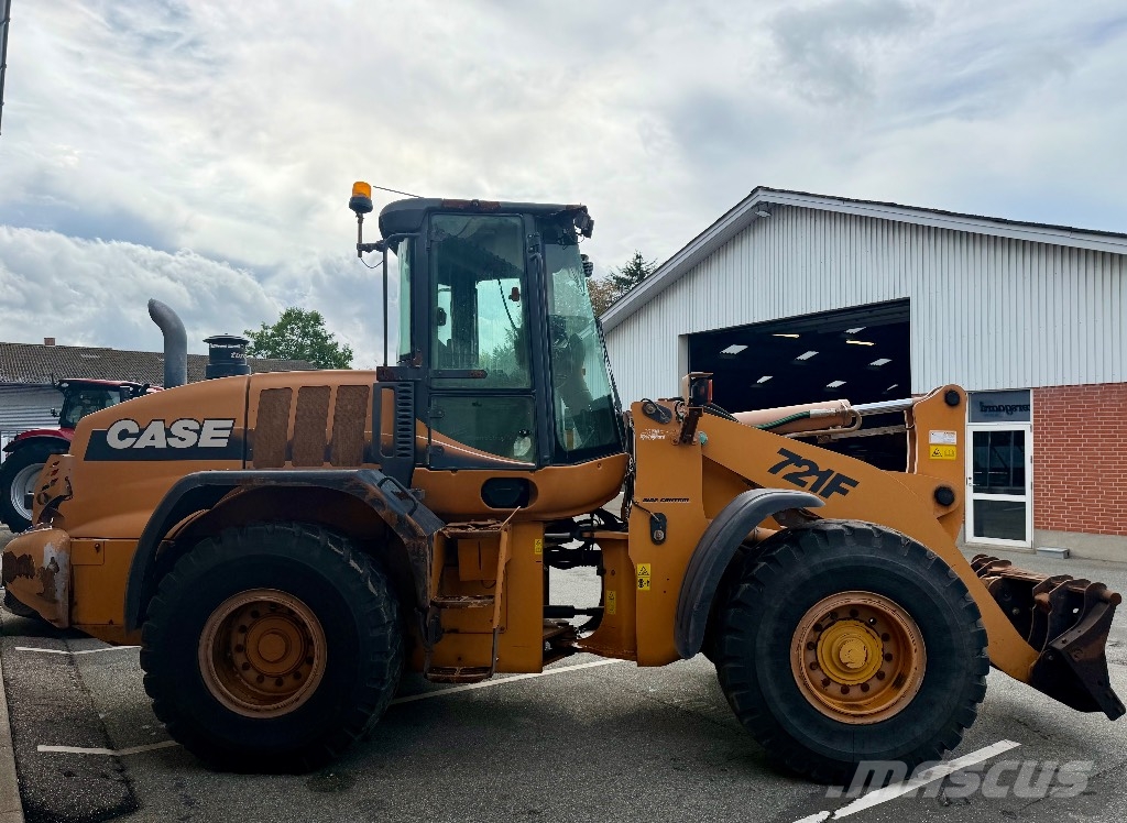 CASE 721 F Wielladers